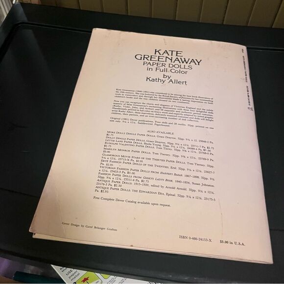 Kate Greenaway 1981 Paper Dolls in Full Color Book - Picture 11 of 12